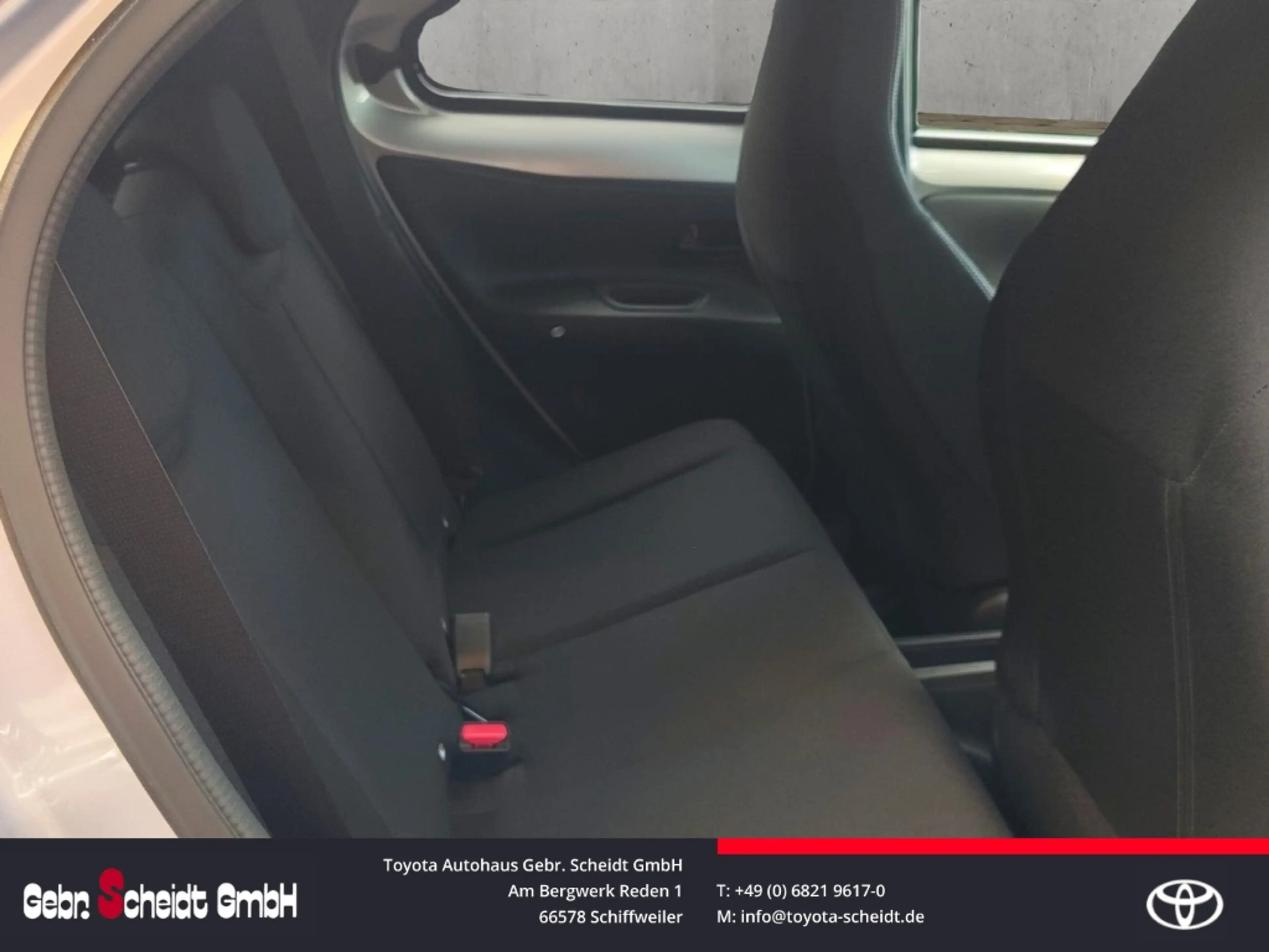 Toyota Aygo X Hybrid Teamplayer Tech. Paket — photo 10