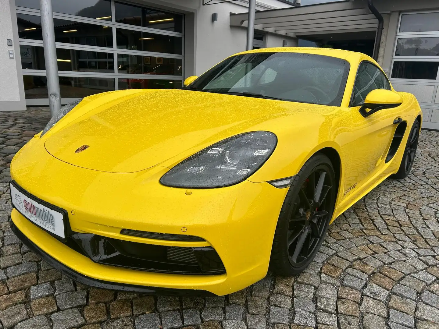Porsche Cayman GTS 4.0 PDK|SortAGA|SpoSi+|CarPlay|Kamera Gelb - 1