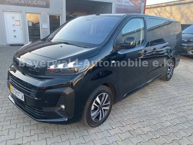Peugeot Traveller