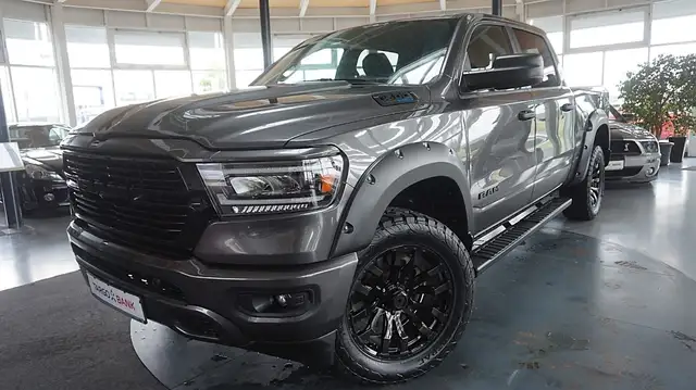 Dodge RAM 1500 HEMI *eTorque*AHK*Crew-Cab*6Sitzer*