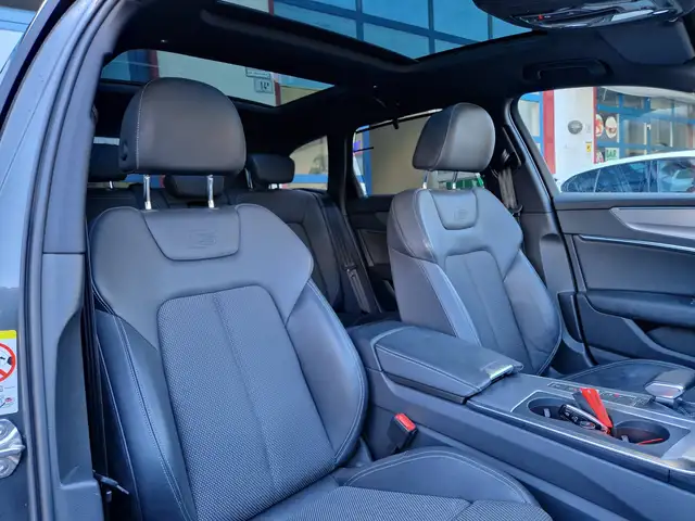 Audi A6 view 9