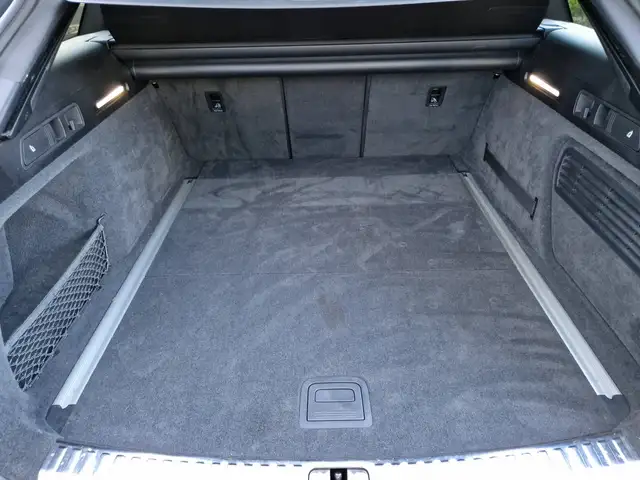 Audi A6 view 19