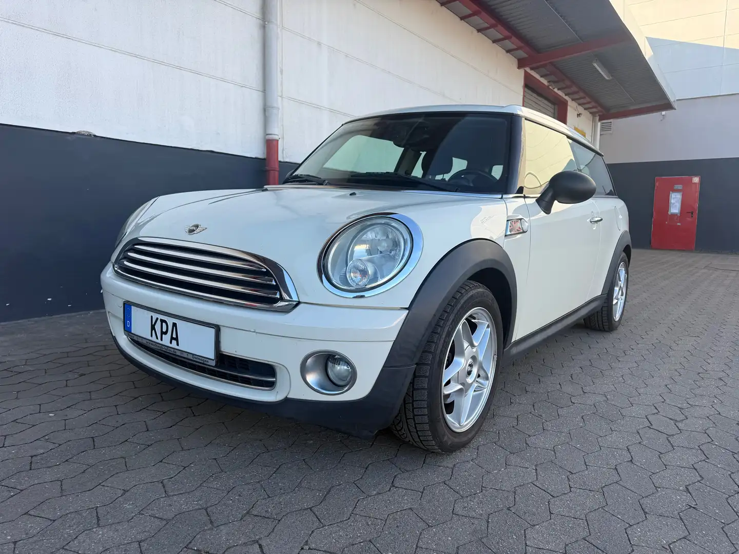 MINI One Clubman MINI CLUBMAN*1.4L.*95PS*147tkm*Tüv 03/27*Allwe. Weiß - 1