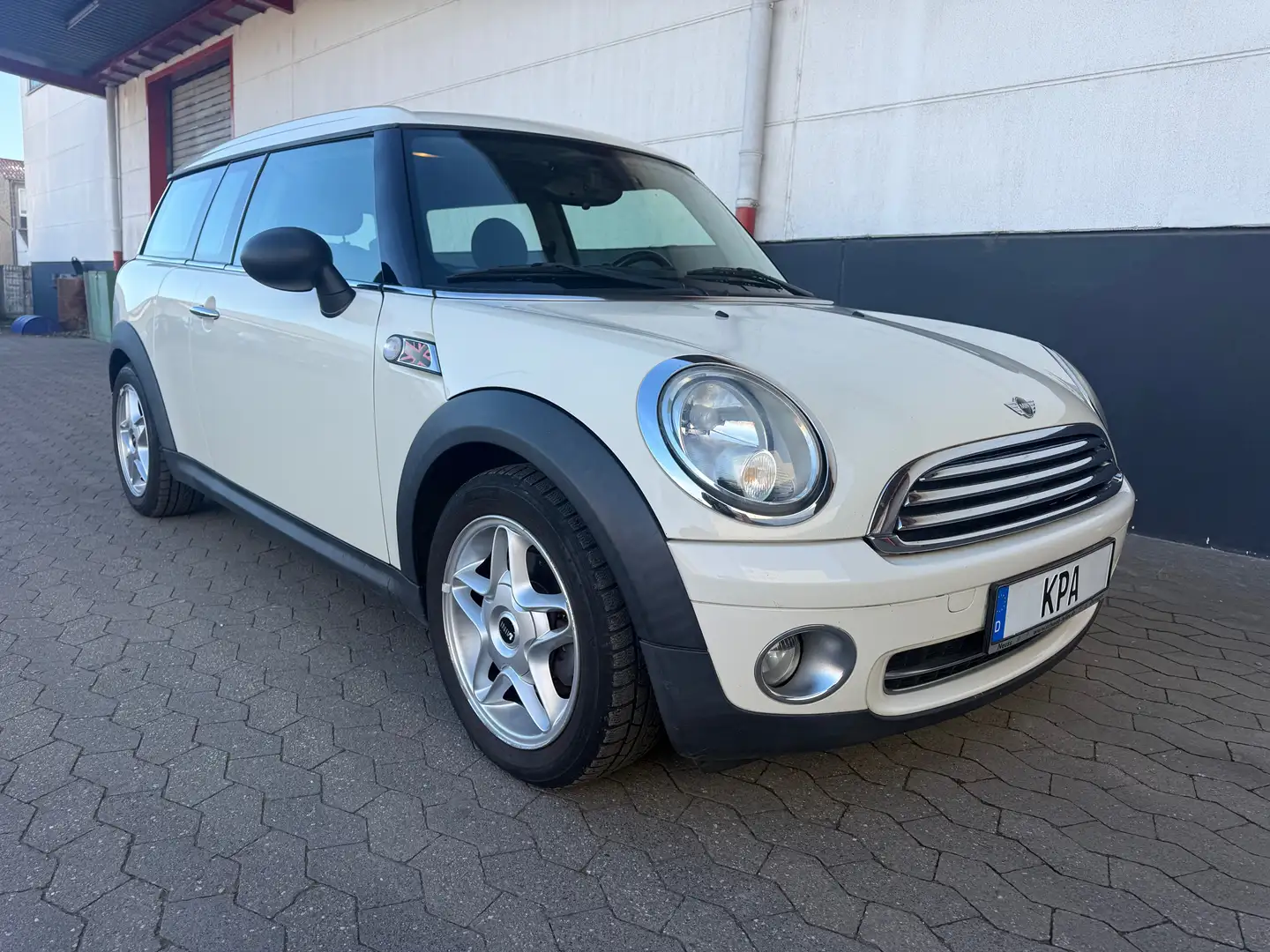 MINI One Clubman MINI CLUBMAN*1.4L.*95PS*147tkm*Tüv 03/27*Allwe. Weiß - 2