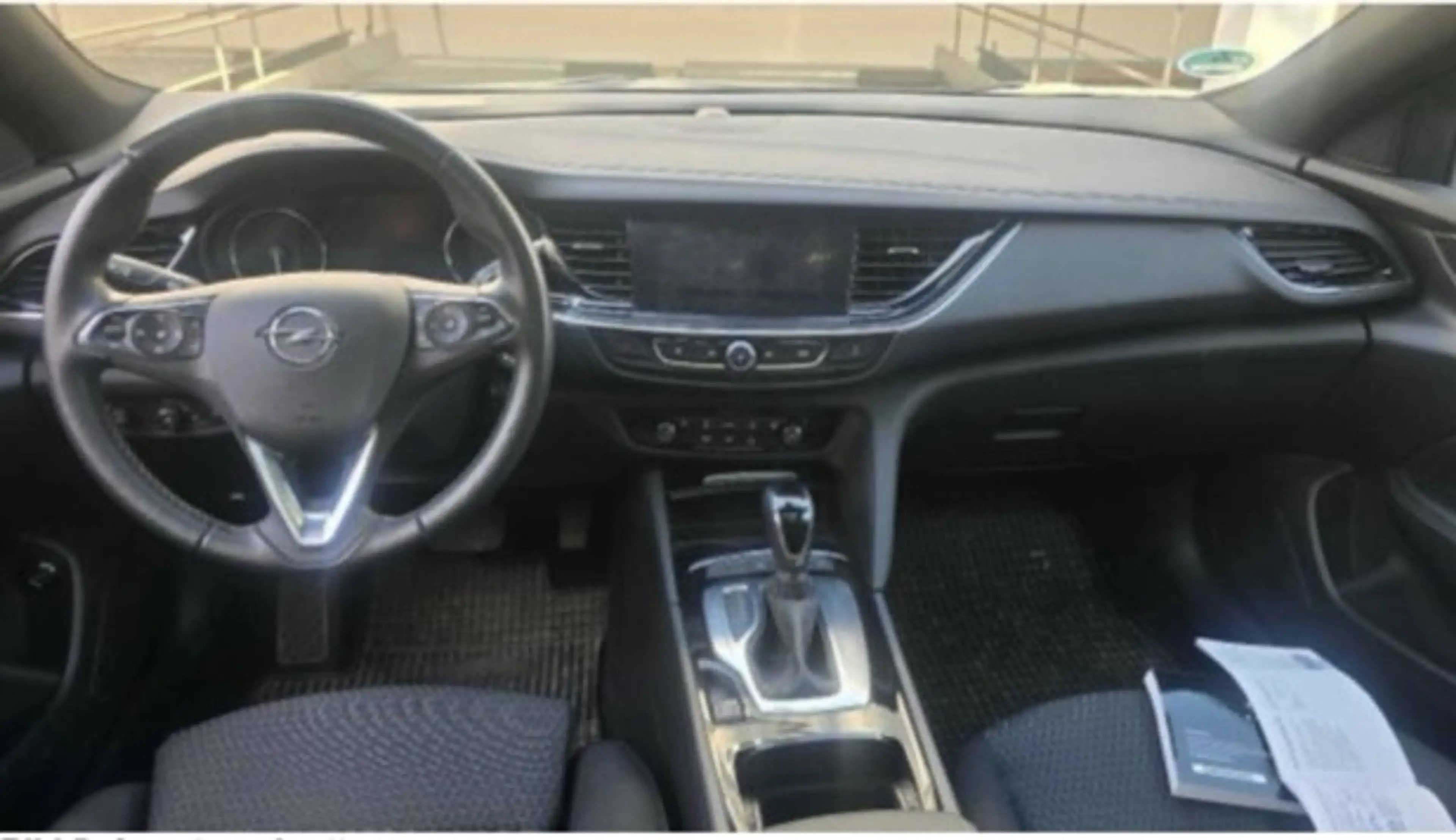 Opel Insignia B Sports Tourer Business 1.5 — photo 3