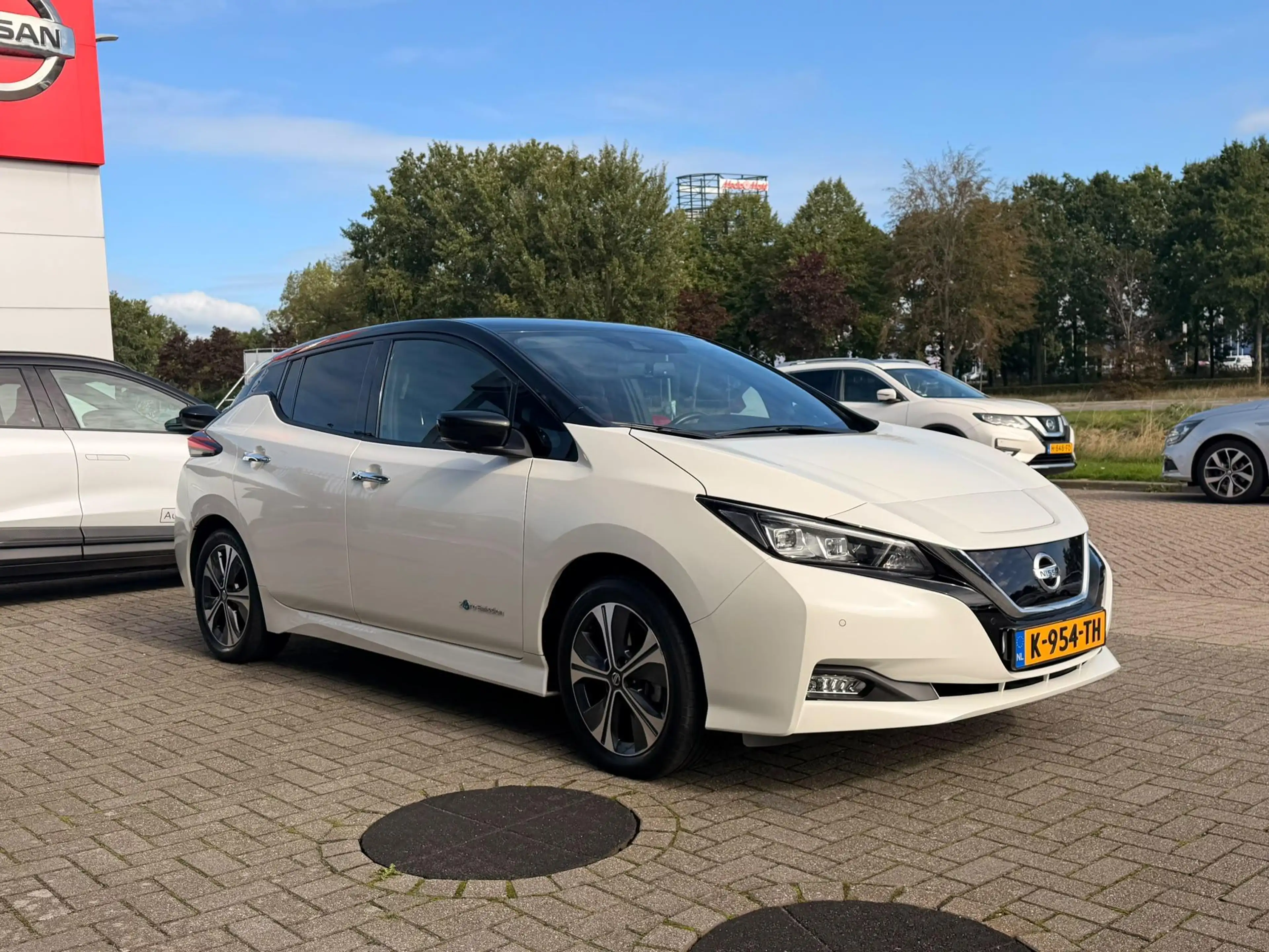 Nissan Leaf Tekna 40 kWh | NAVIGATIE | 360° CAMERA | STOELVERW — photo 8