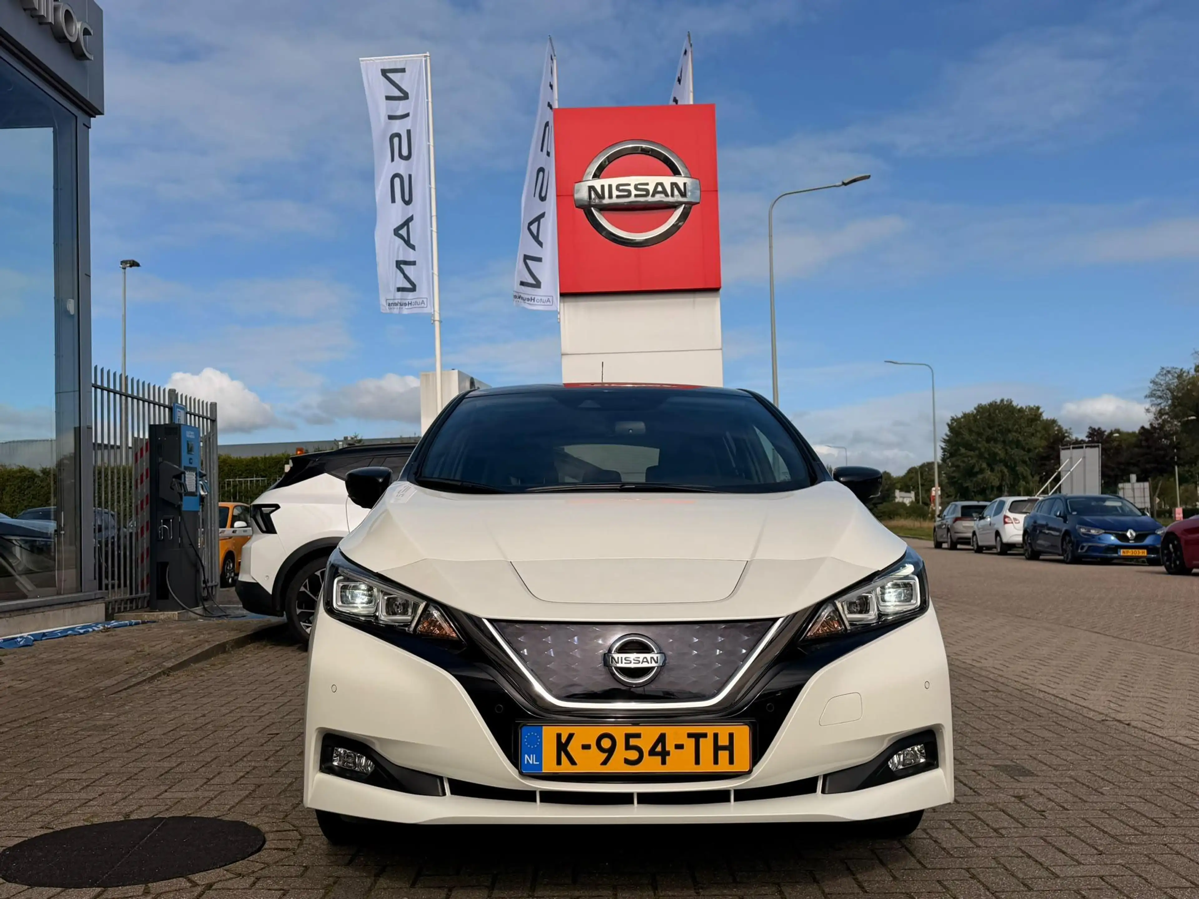 Nissan Leaf Tekna 40 kWh | NAVIGATIE | 360° CAMERA | STOELVERW — photo 9