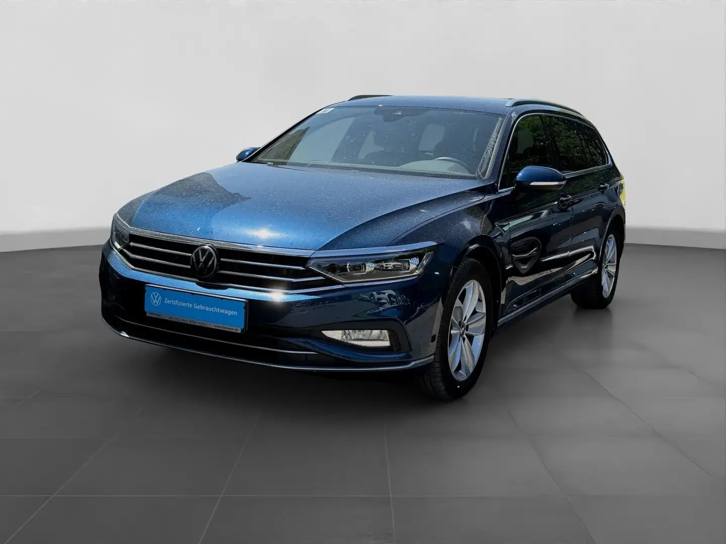 Volkswagen Passat Variant 1.5 TSI DSG ELEGANCE AHK NAVI KAM Blau - 2