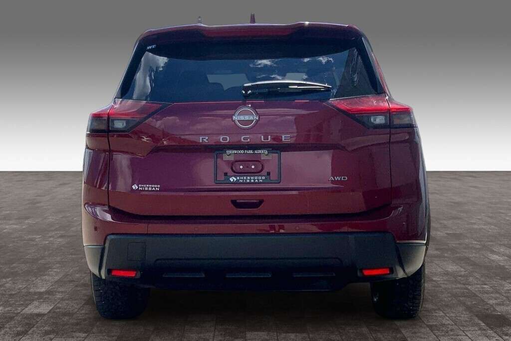 2025 Nissan Rogue S — снимка 1
