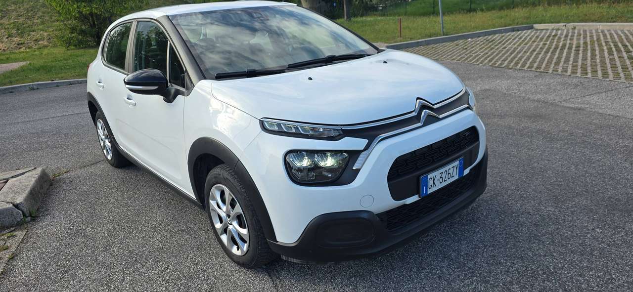 Citroen C3 / 2022 / 5P / BERLINA BLUEHDI 100 SeS BUSINESS N1I