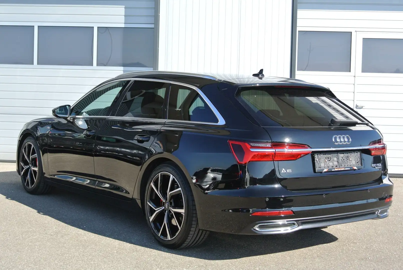 Audi A6 Avant 50 TDI quattro Aut.** S-Line ** Leder*LED Schwarz - 2