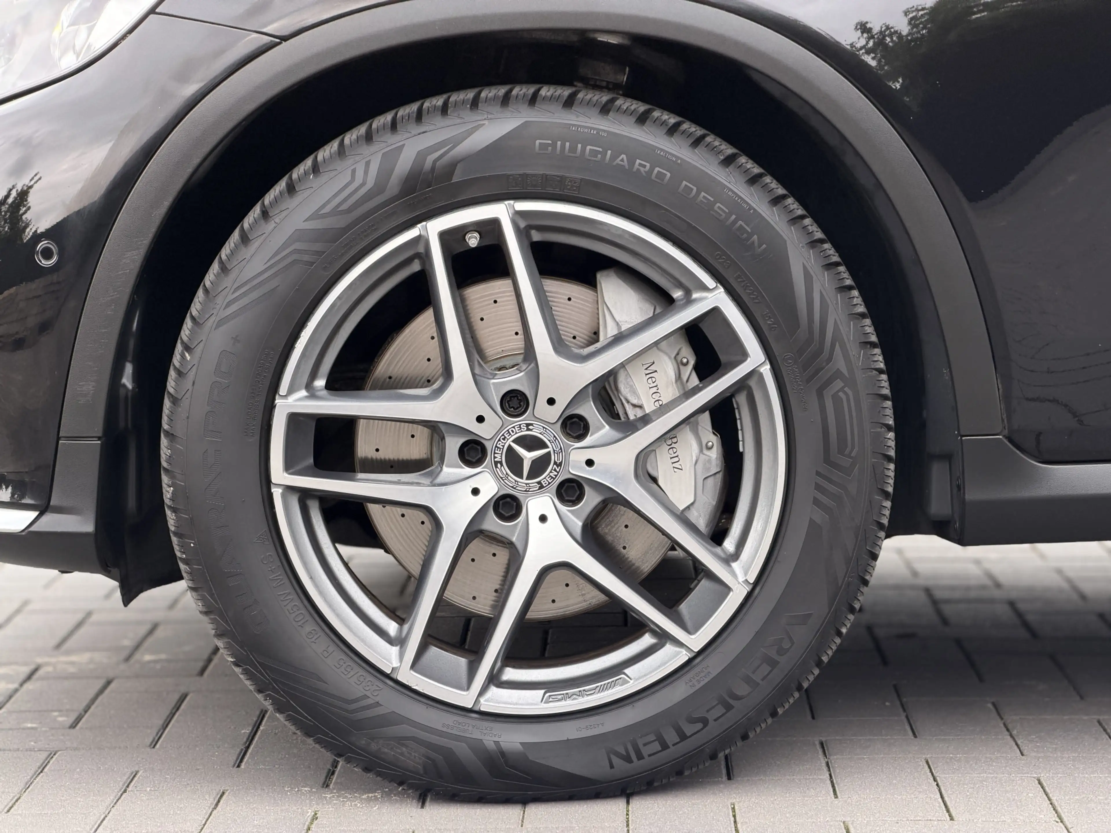 Mercedes-Benz GLC 250 4MATIC AMG Premium Plus | Panorama | Designo | 360 — photo 5
