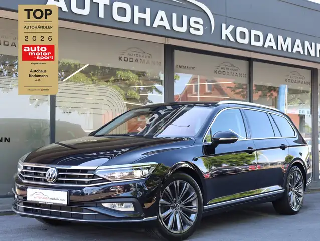 2023 Volkswagen Passat in Black for sale