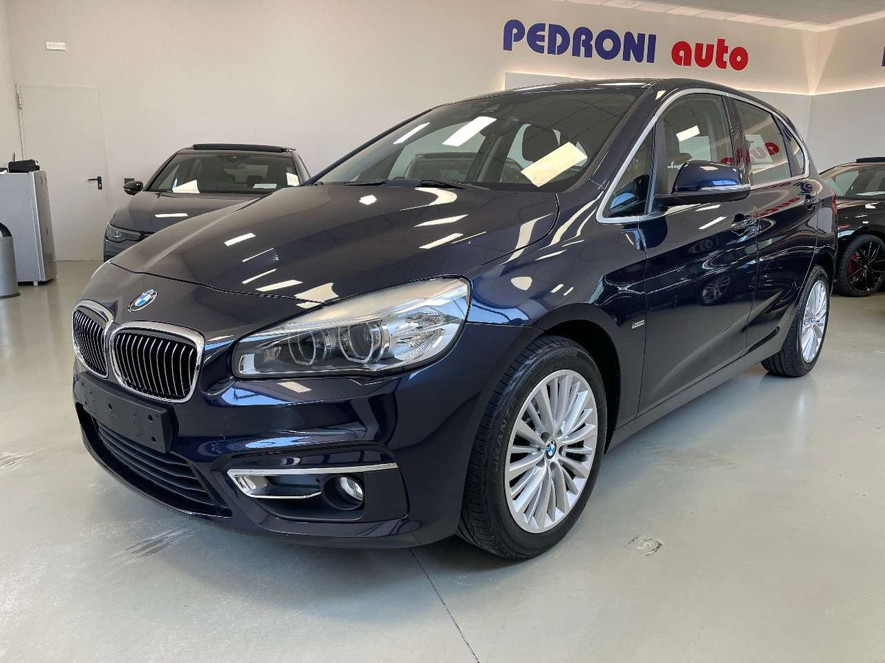 BMW 216 d Active Tourer Luxury 116 CV 6M Neopatentati