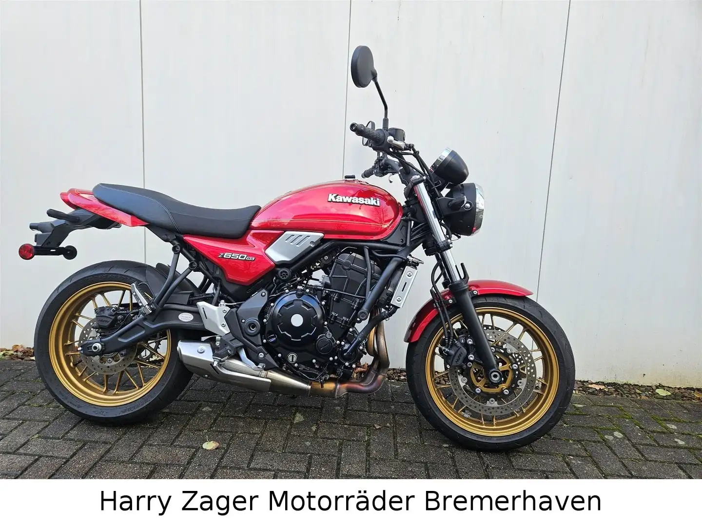 Kawasaki Z 650 RS Rojo - 1