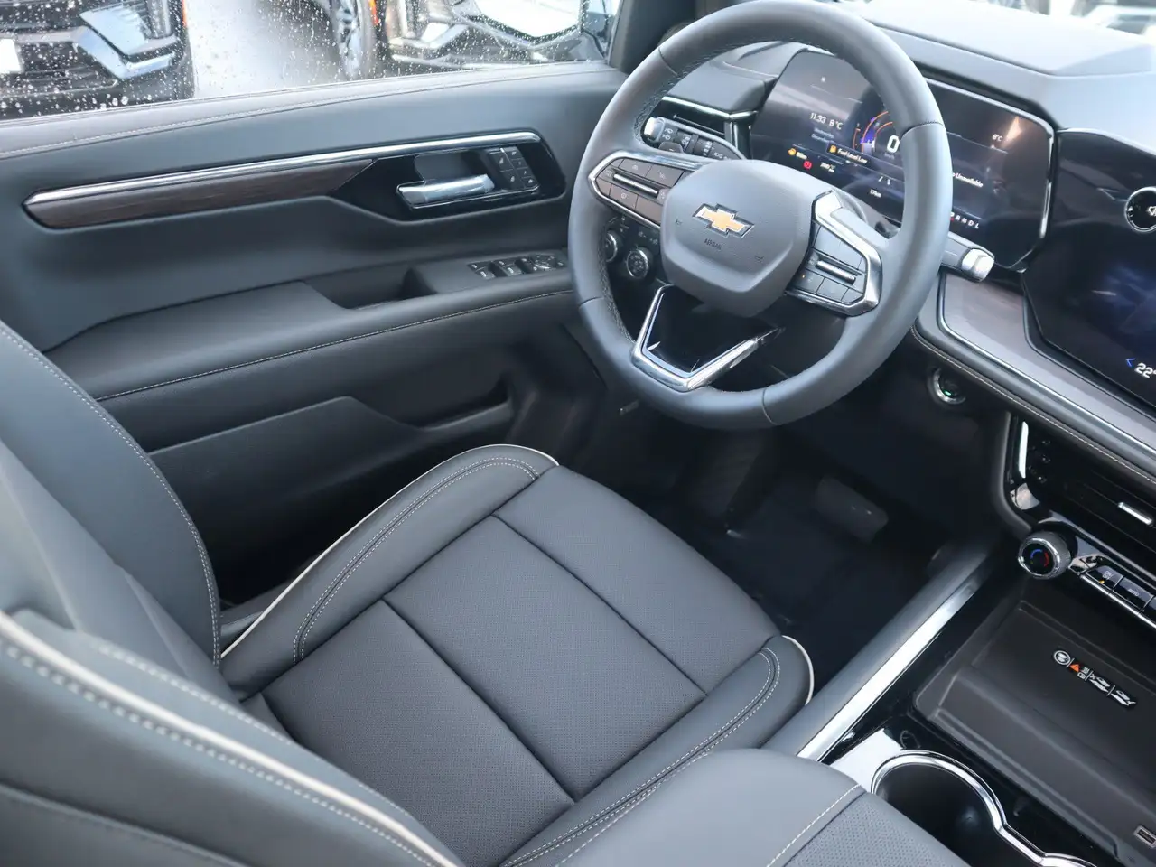 Chevrolet Tahoe снимка Chevrolet Tahoe