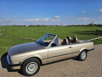 i 122.000 km 1e lak 2e eigenaar historie aanwezig