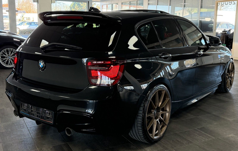 BMW 125 d M PAKET XENON NAVI LEDER HARMAN SPOILER 2HD — photo 12