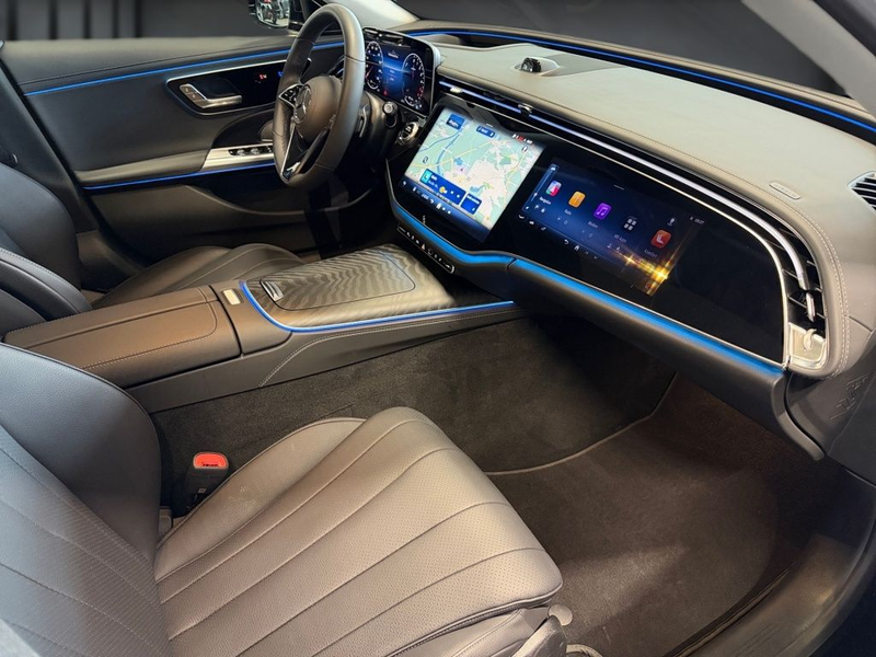 Mercedes-Benz E 300 de T Avantgarde+LED+SUPERSCR+HuD+AHK+PANO — photo 15