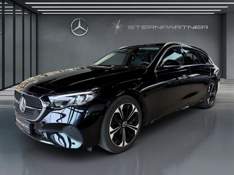 Mercedes-Benz E 300 de T Avantgarde+LED+SUPERSCR+HuD+AHK+PANO