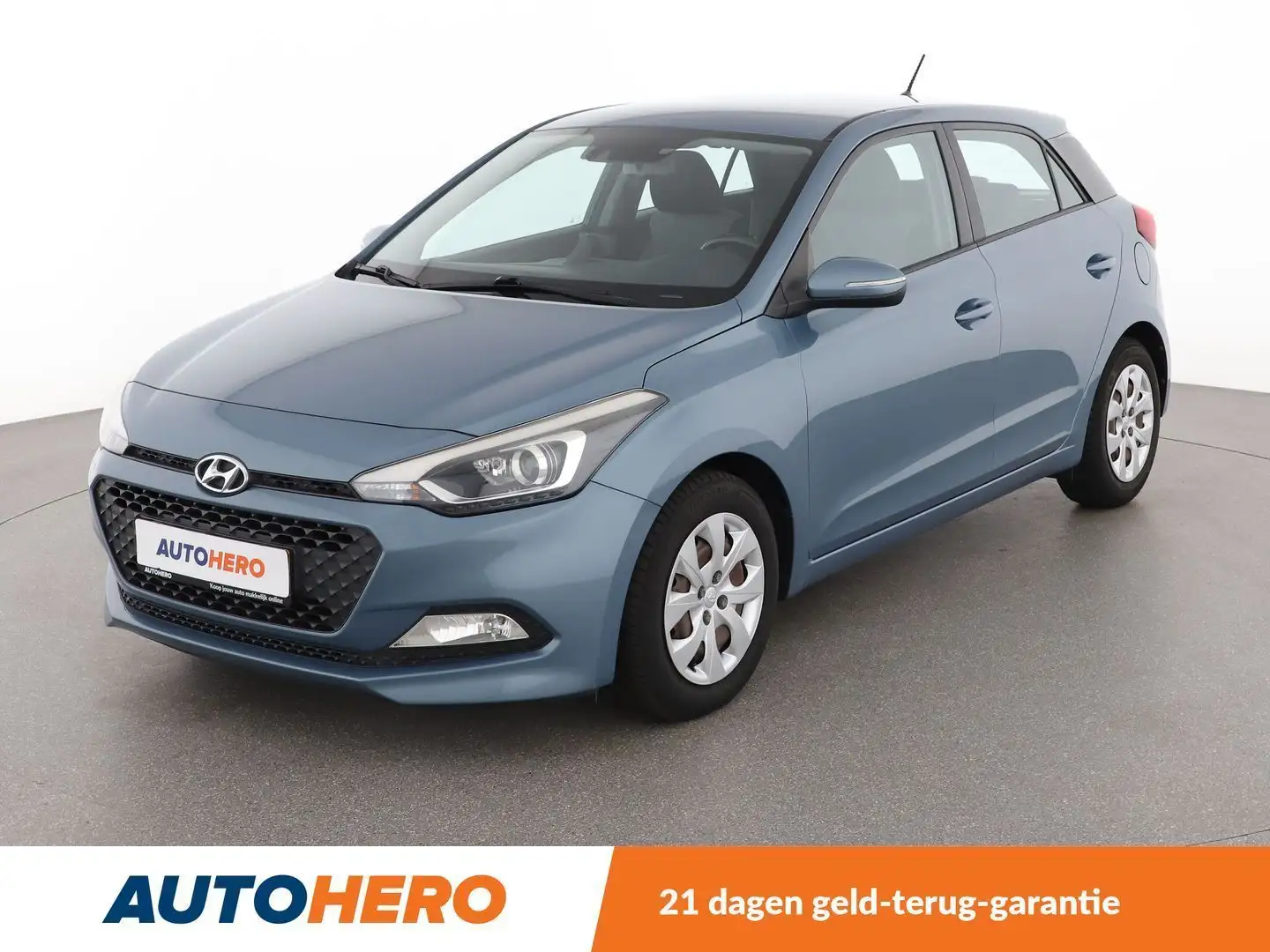 Hyundai i20 1.2 Classic Blue - 1
