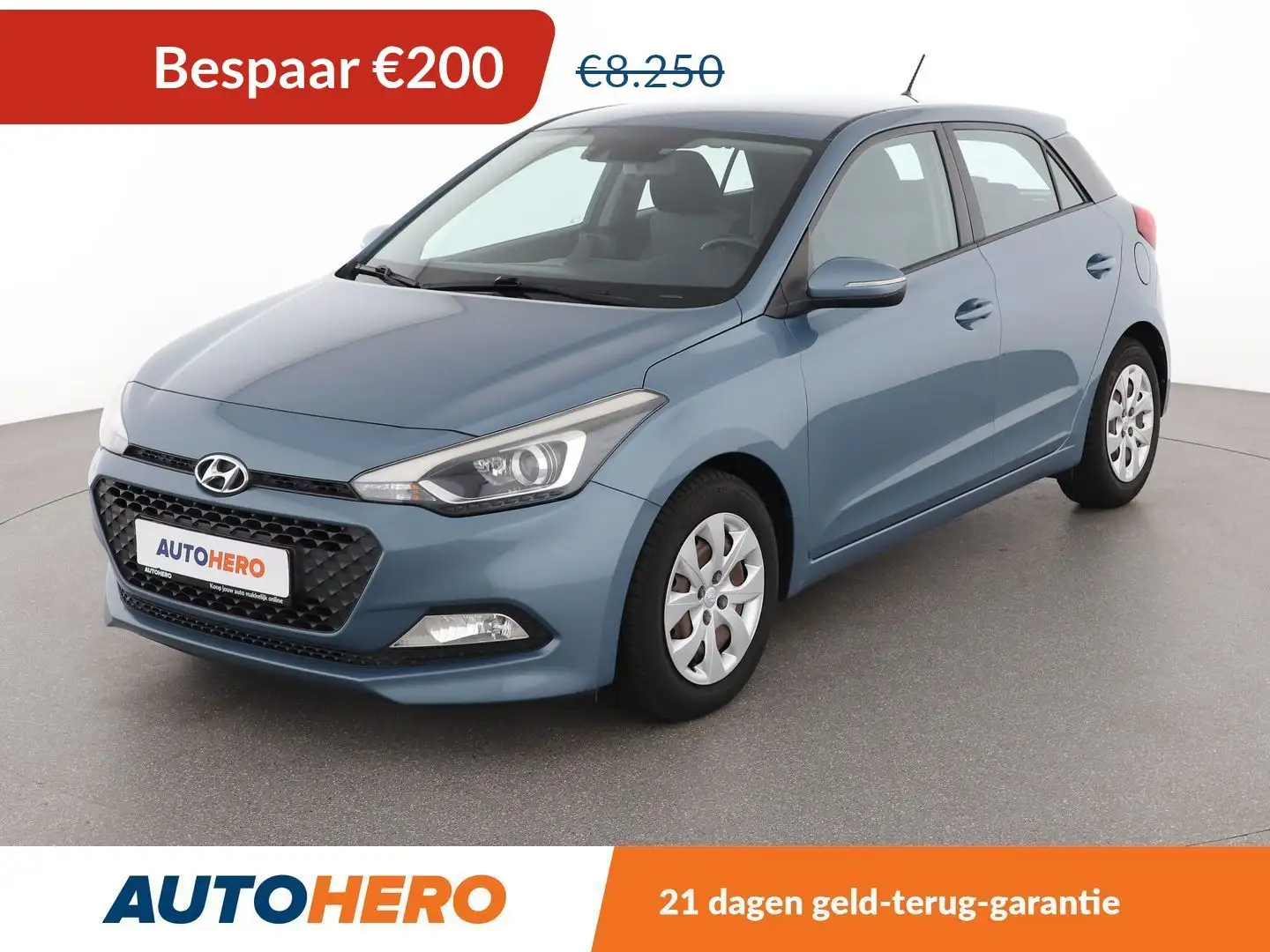 Hyundai i20 1.2 Classic Blau - 1