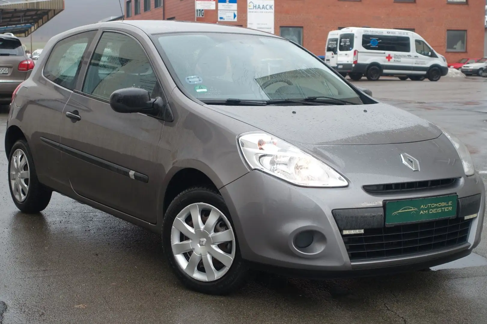 Renault Clio III GPS*KLIMA*ZV*ISOFIX*BC*TÜV+ZR+WAPU-NEU* Grau - 1