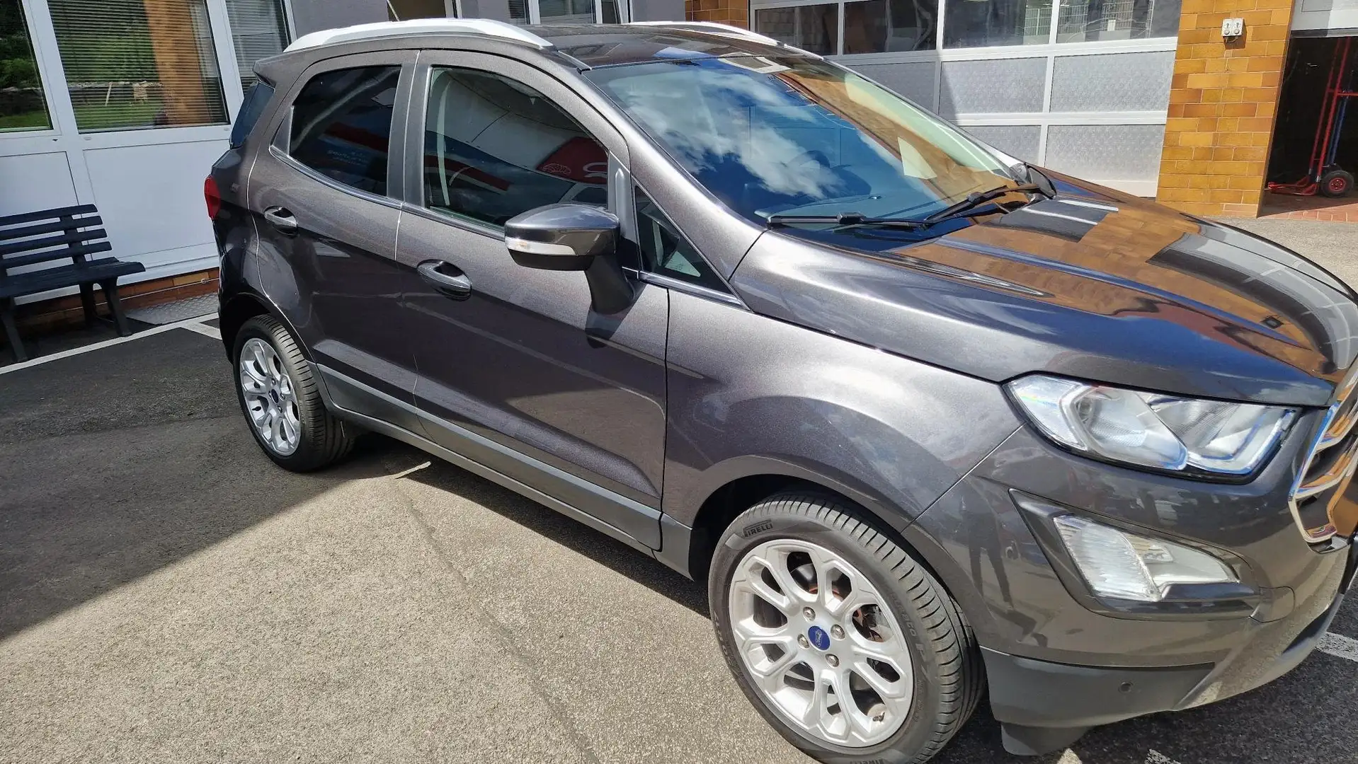 Ford EcoSport Titanium Key-Free, B&O, Toter-Winkel,Winterpaket Grau - 2