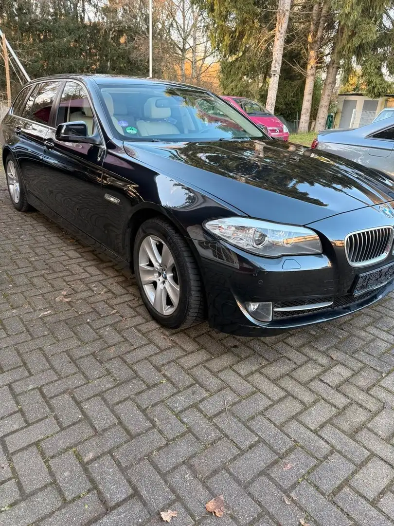 BMW 520 5 Touring 520 i Schwarz - 2