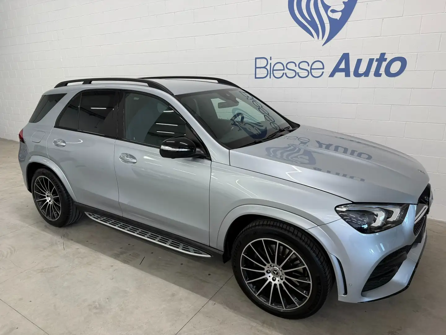 Mercedes-Benz GLE 300 GLE Premium Plus  AMG 4matic 7 Posti Argent - 2