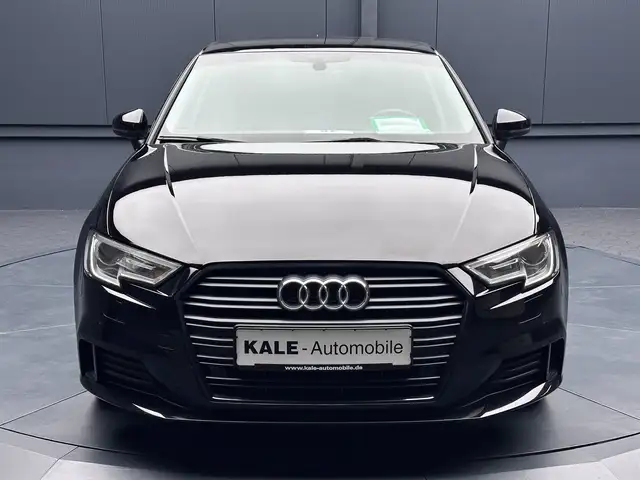 Audi A3 view 8