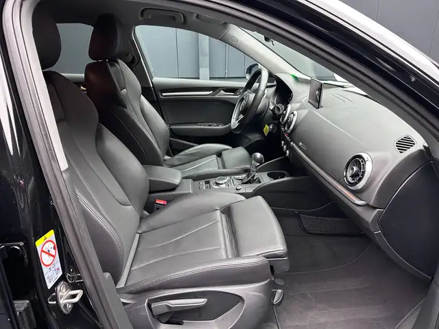 Audi A3 view 9