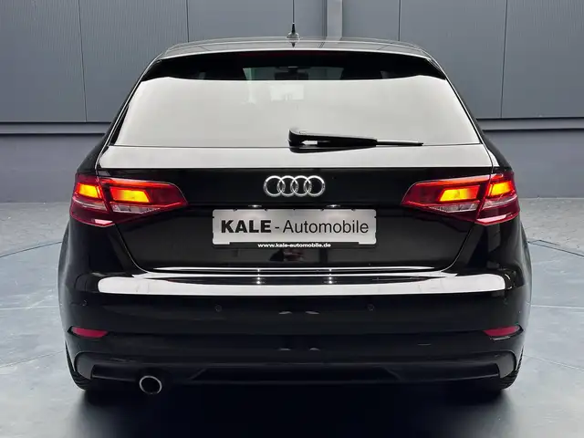 Audi A3 view 4