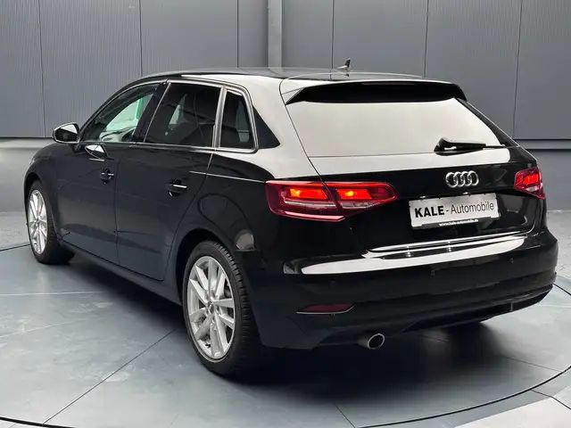 Audi A3 view 3