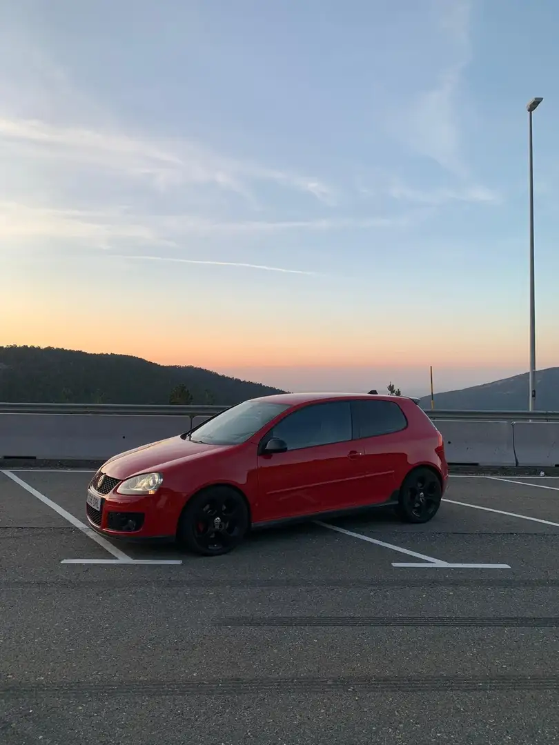 Volkswagen Golf GTI 2.0 TFSI - 1