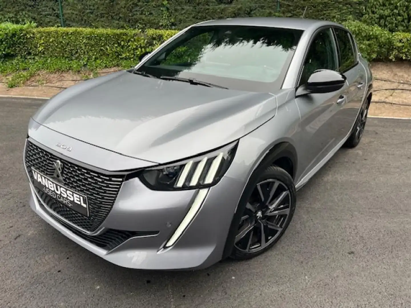 Peugeot 208 II GT Line Gris - 1