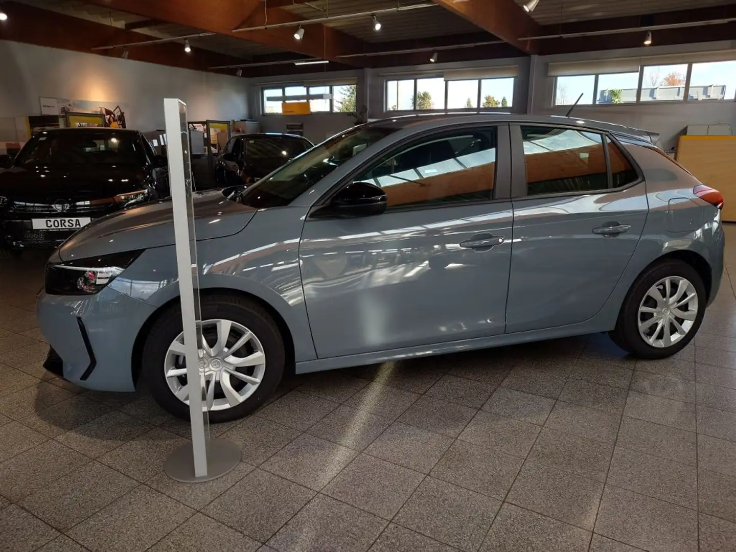 Opel Corsa 1.2 Direct Injection Turbo Edition Gris - 2