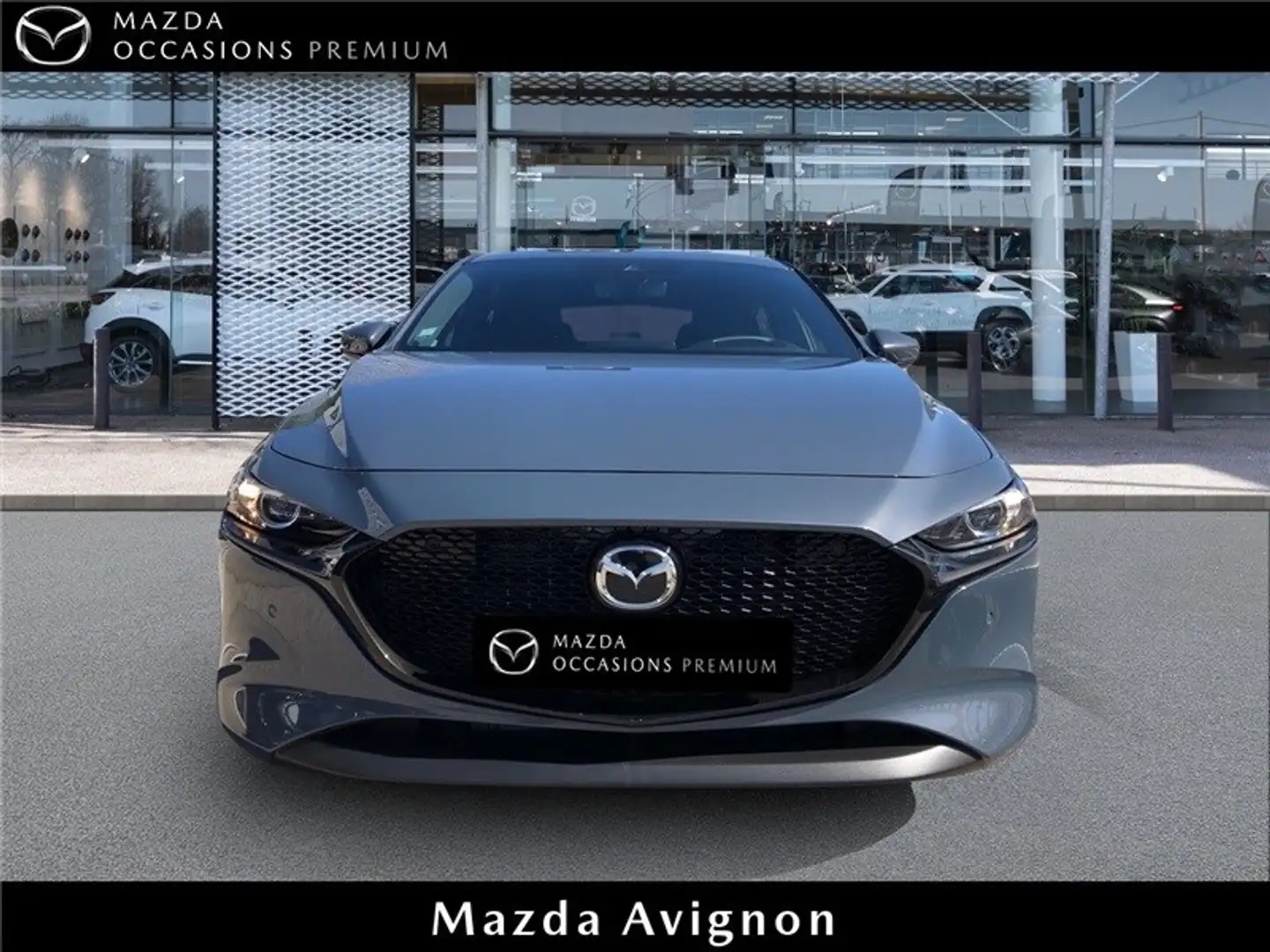 Mazda 3 Mazda3 5 portes 2.0L e-SKYACTIV-G M Hybrid 122 ch Grijs - 2