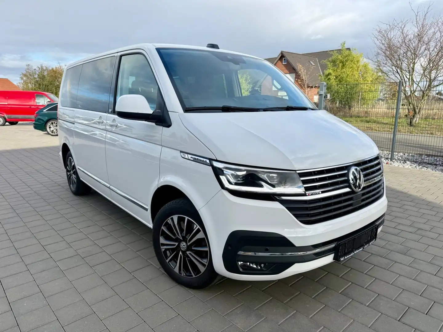 Volkswagen T6 Multivan T6.1 Multivan Gen-Six DSG 4Motion LED Navi 1.Han Weiß - 1