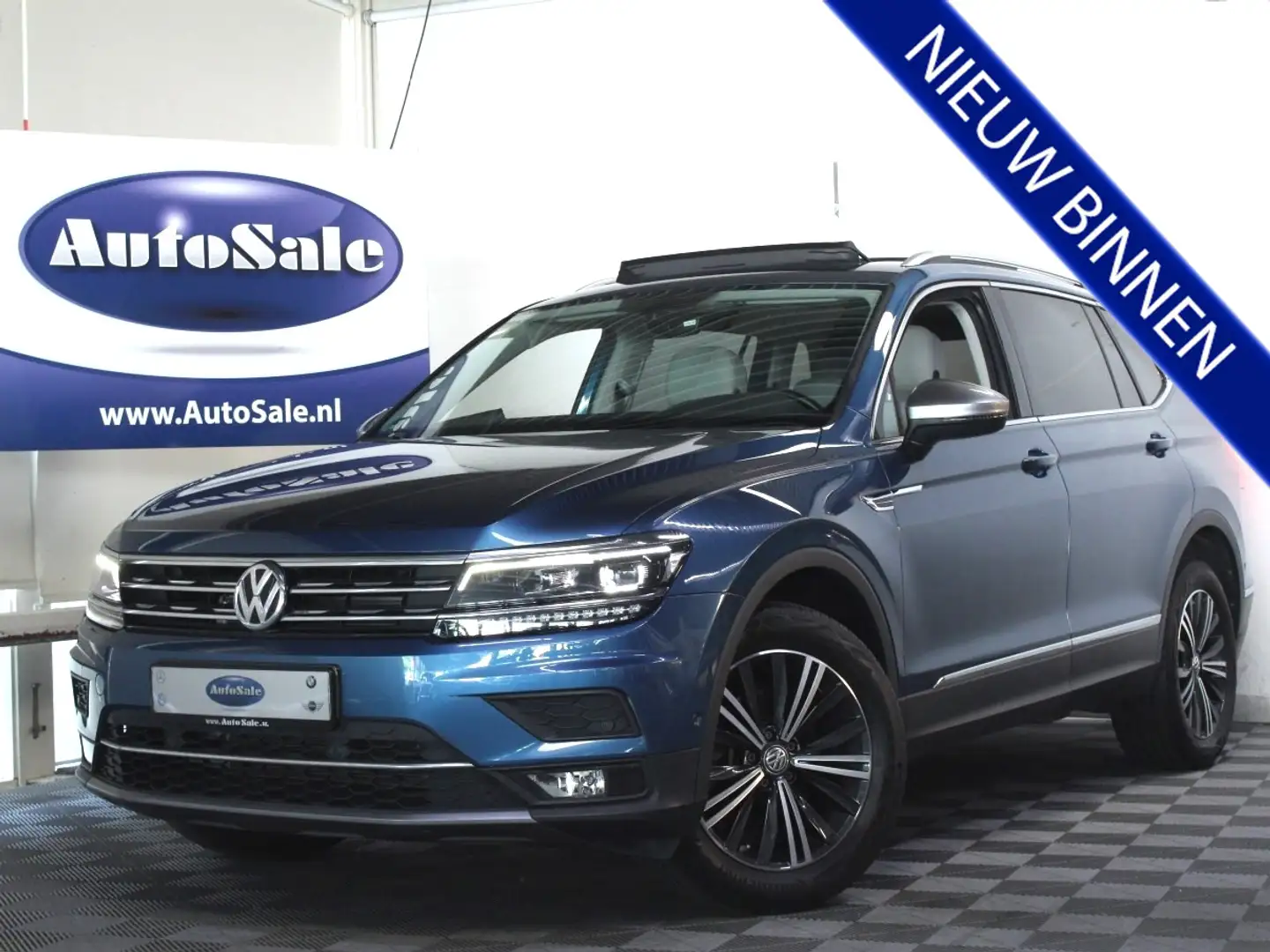 Volkswagen Tiguan Allspace 1.4 TSI Highline 7p. DSG VIRTUAL PANO CARPLAY STOE Blauw - 1