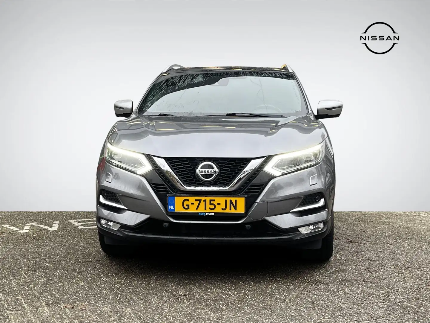 Nissan Qashqai 1.3 DIG-T Tekna + | Panoramadak | Apple Carplay/An Grijs - 2