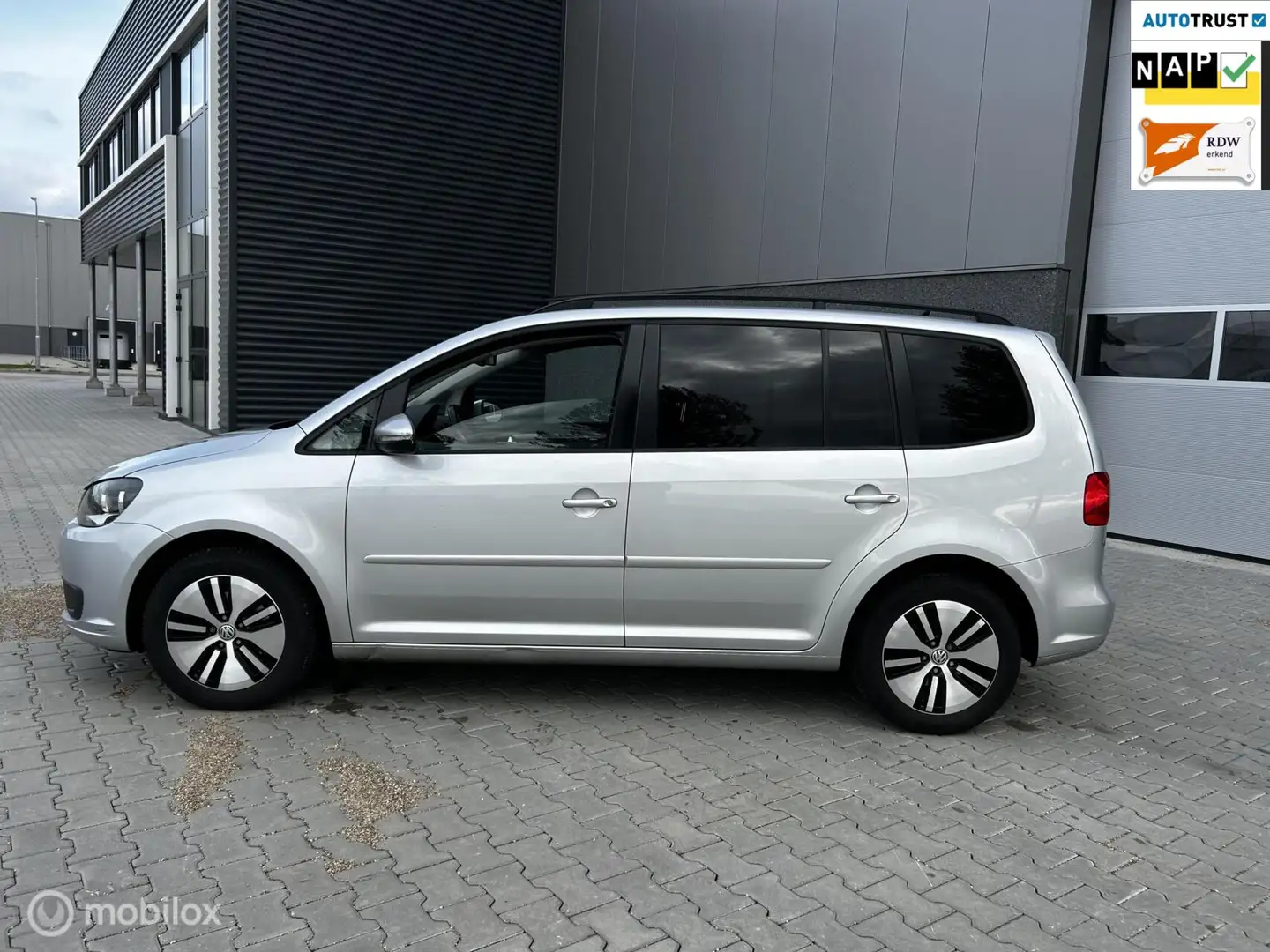 Volkswagen Touran 1.4 TSI Comfortline 7p./CARPLAY/CRUISE CON - 2