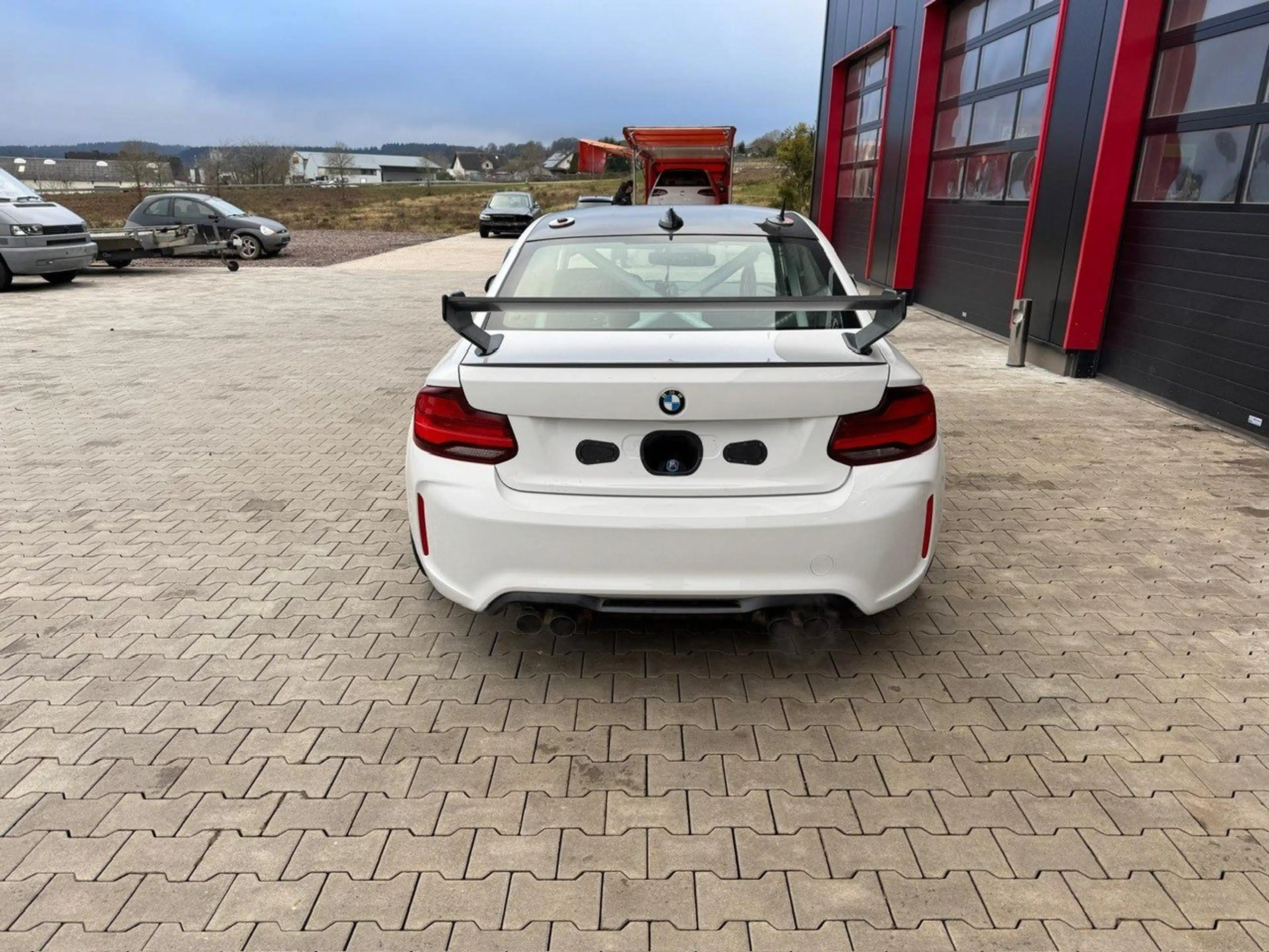 BMW M2 CS Racing Rennwagen Rennauto — photo 4