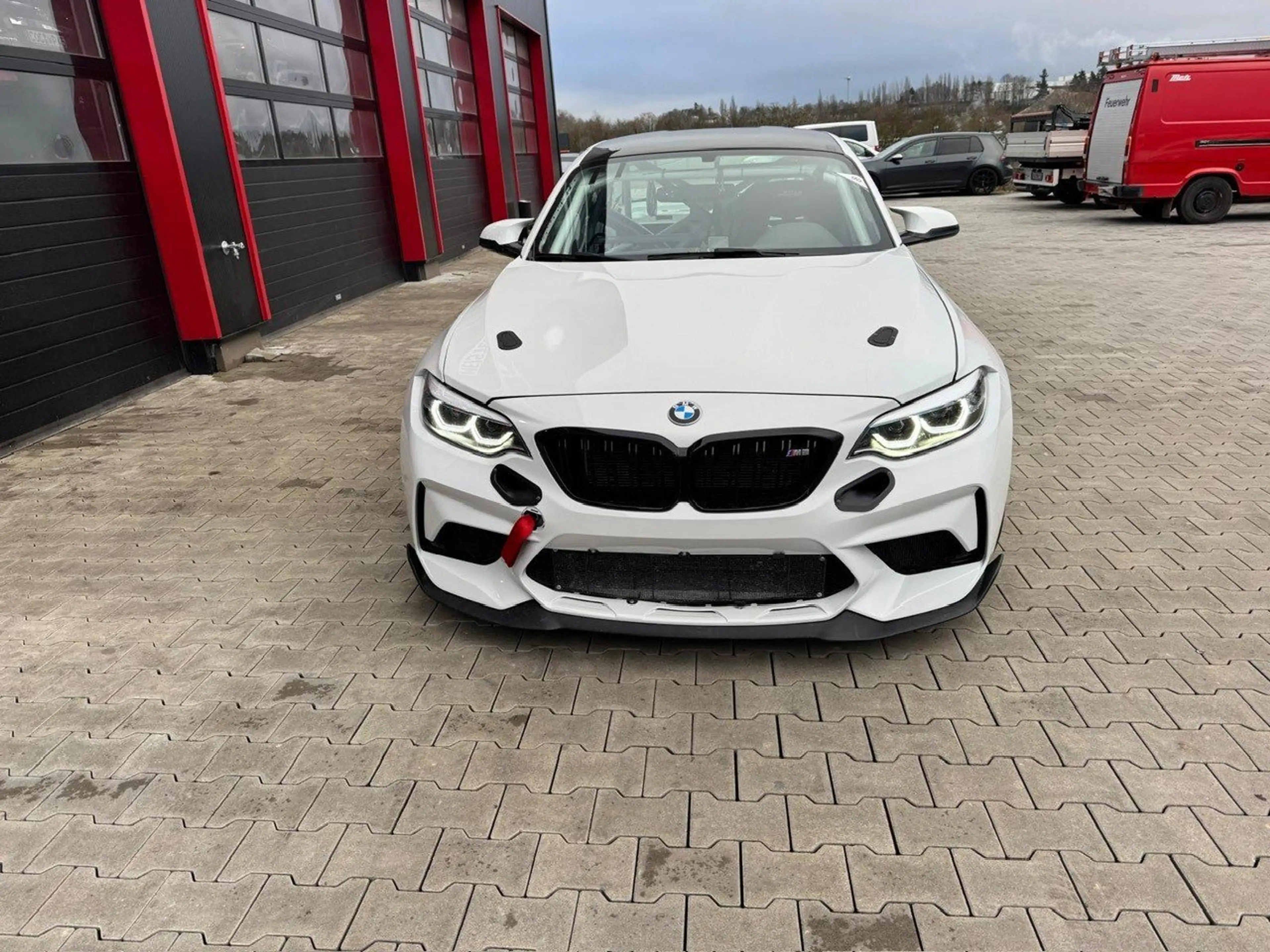 BMW M2 CS Racing Rennwagen Rennauto — photo 8