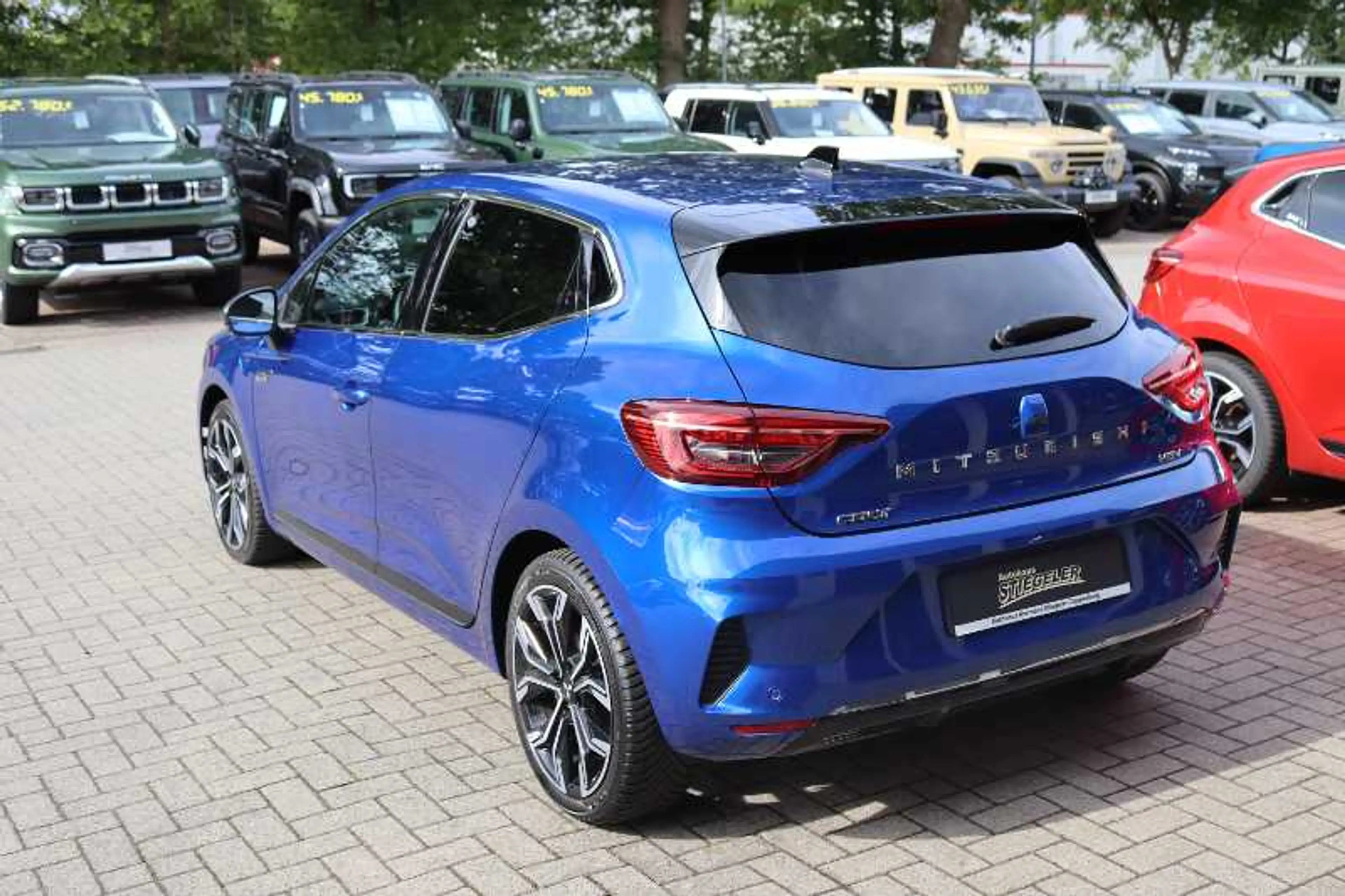 Mitsubishi Colt EDITION 1.6 Hybrid — photo 7