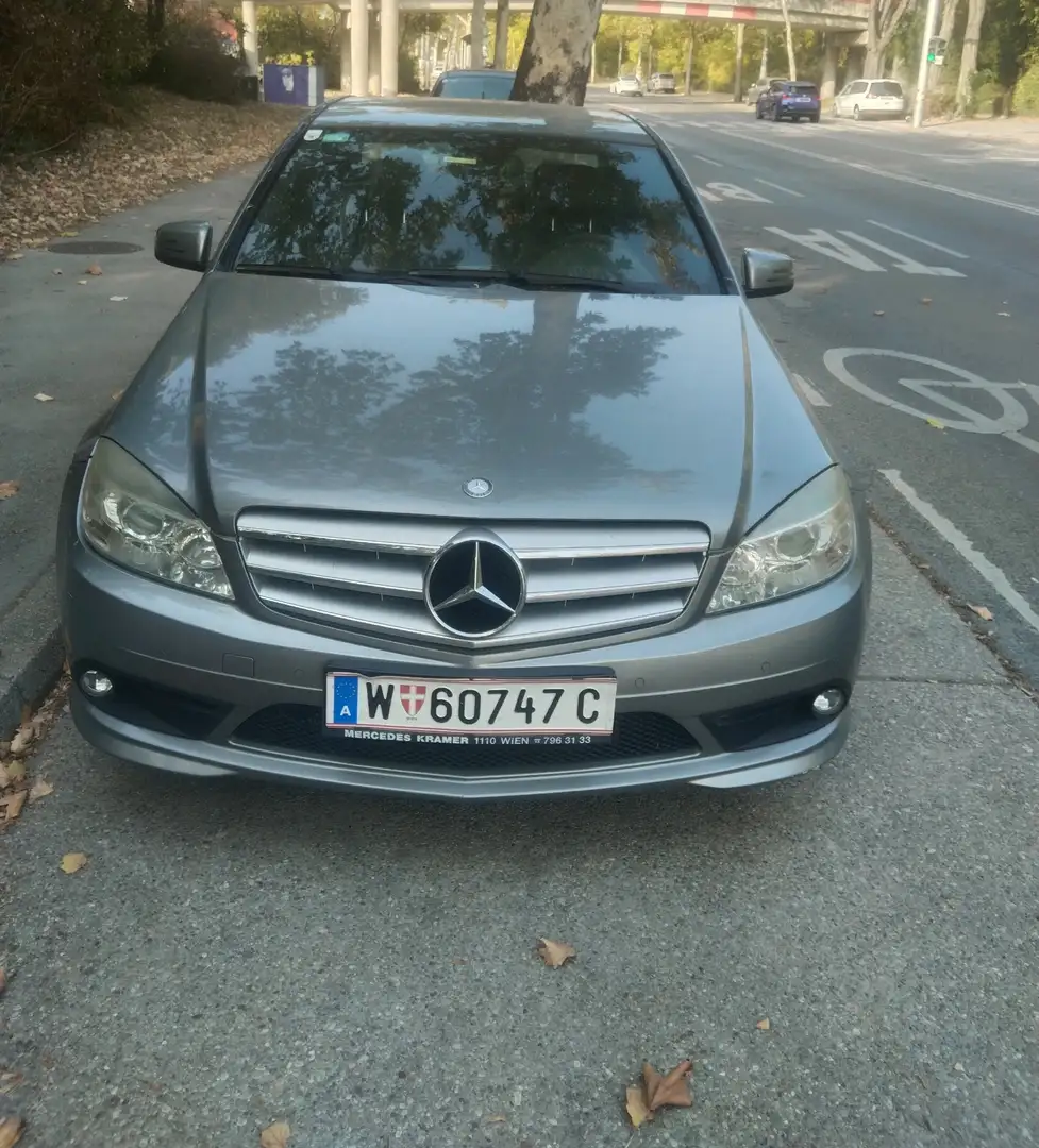 Mercedes-Benz C 200 AMG ausstatung Grau - 1