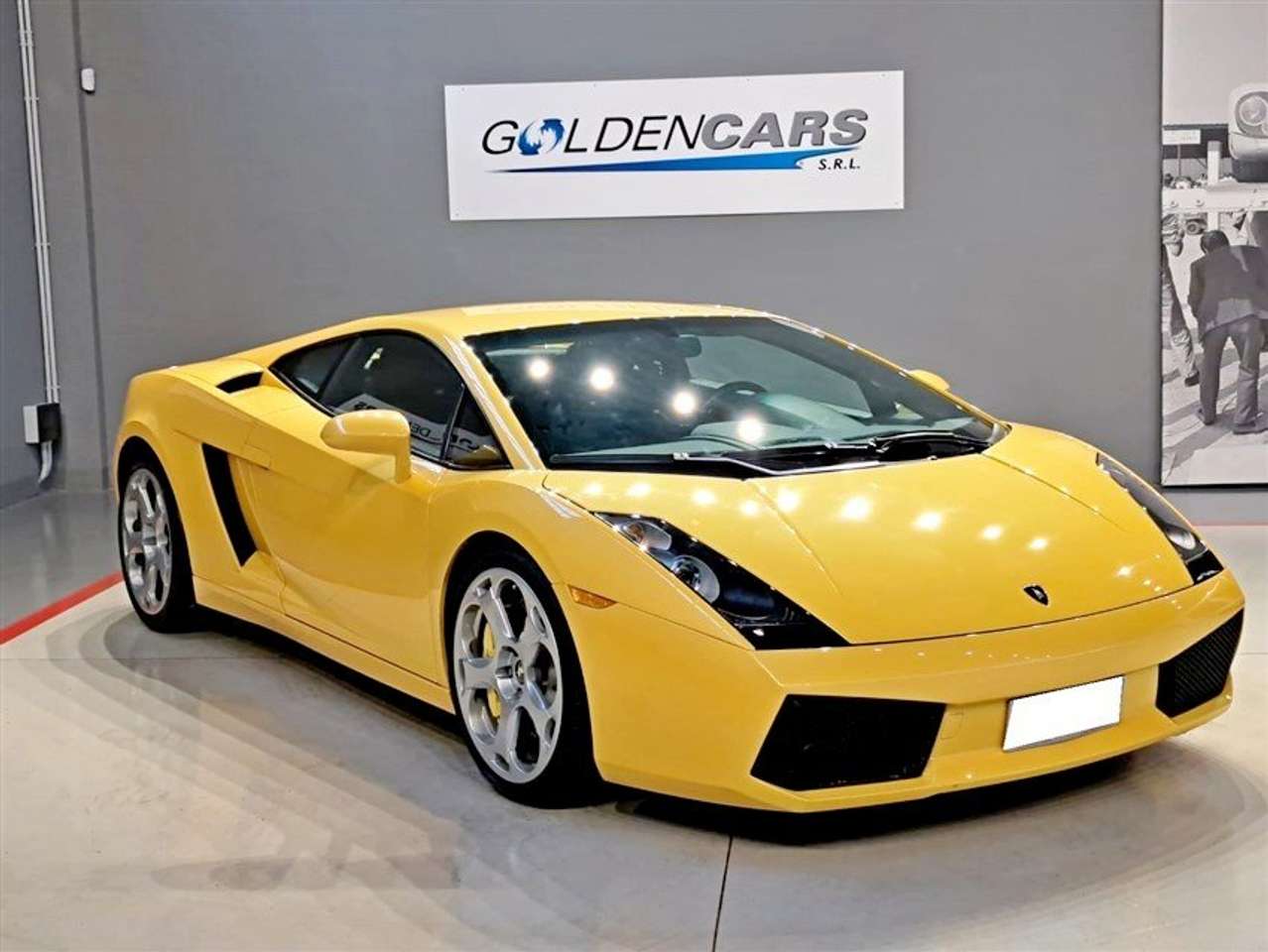 Lamborghini Gallardo Coupe 5.0 500 Cv e-gear First Paint!!!!