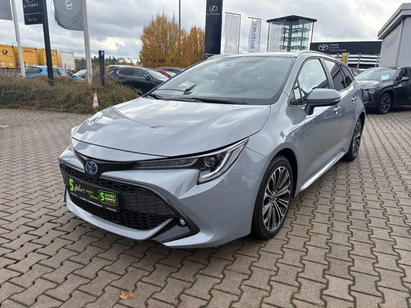 Toyota Corolla Touring Sports 1.8 Hybrid Team D Navi, BT Grau - 2