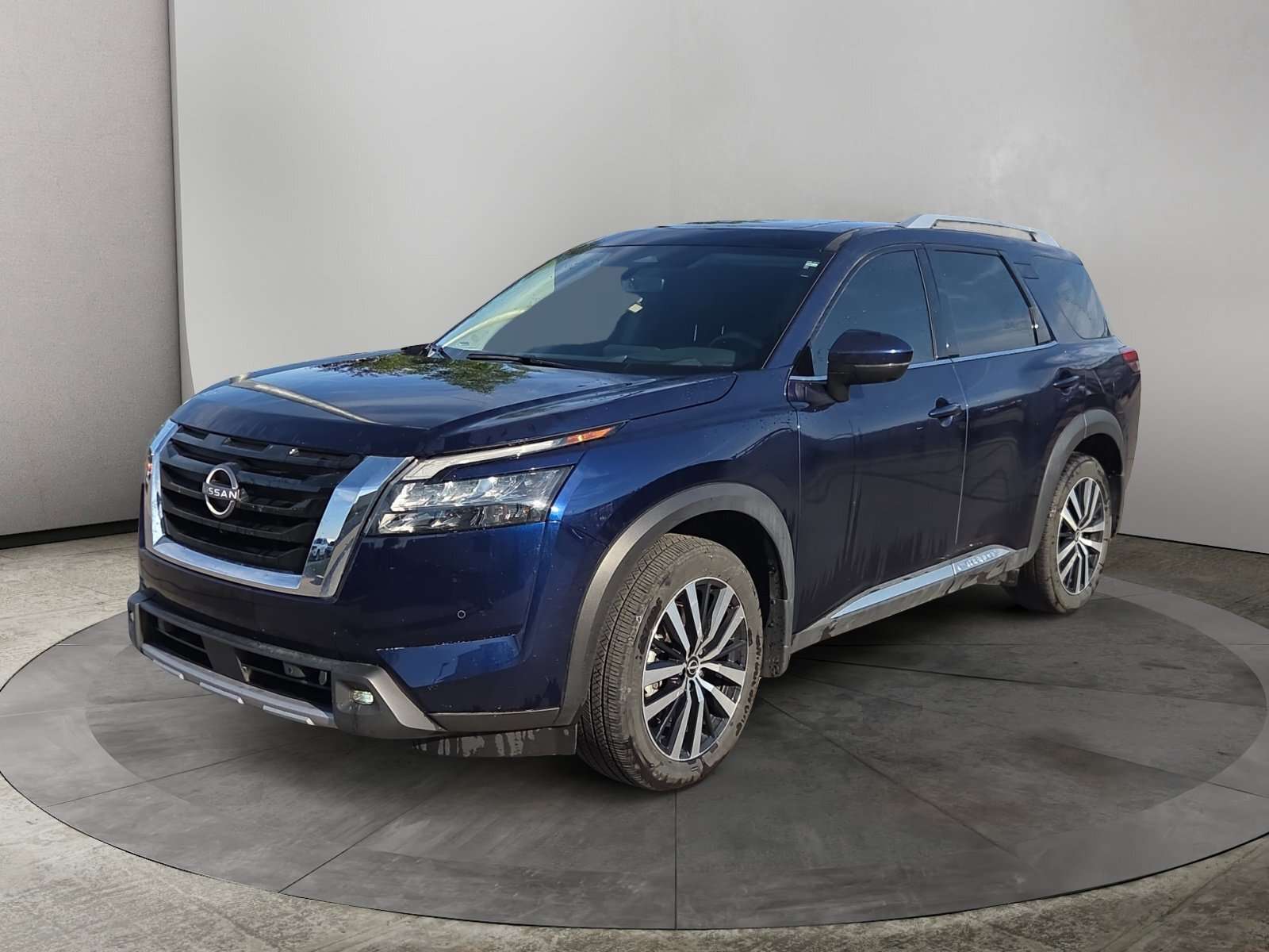 2025 Nissan Pathfinder PLATINUM | MOONROOF | 360 CAM | 3RD ROW SEATS | CA