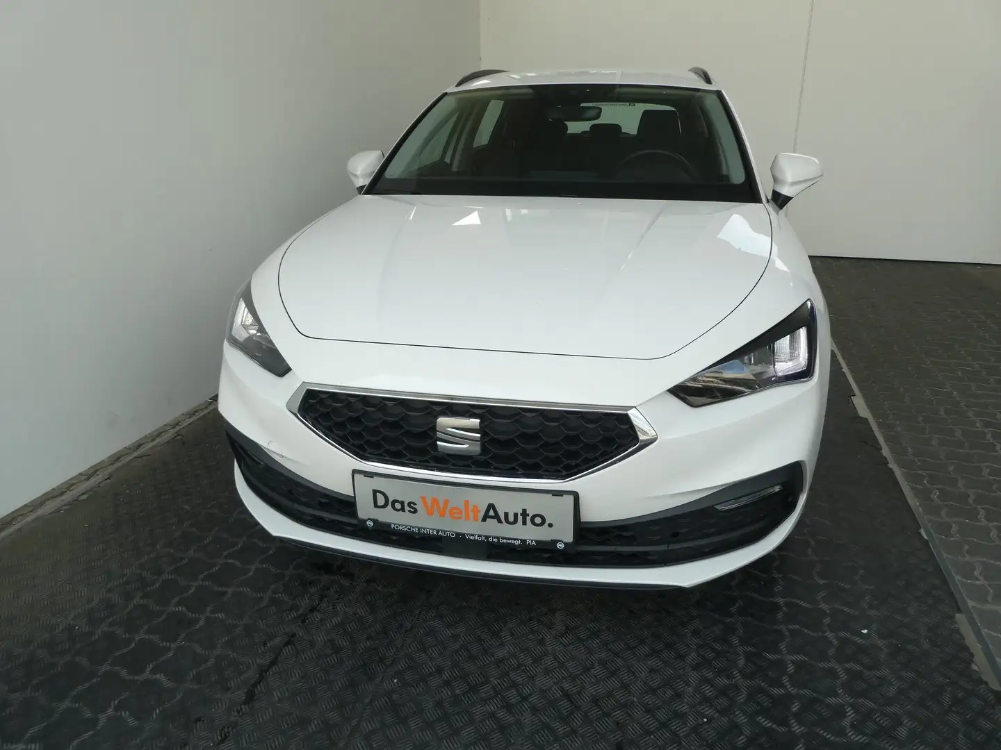 SEAT Leon Reference 1.0 TSI Weiß - 2